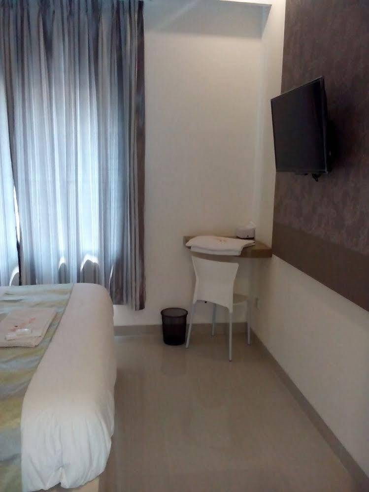 The Arizon At Malioboro Hotel Jogjacarta Exterior foto